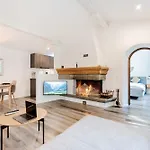 Amazing Modern & Great Equipped Jacuzzi