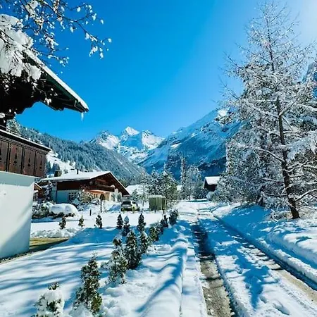 Amazing Modern & Great Equipped Jacuzzi *