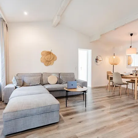 Amazing Modern & Great Equipped Jacuzzi Kandersteg